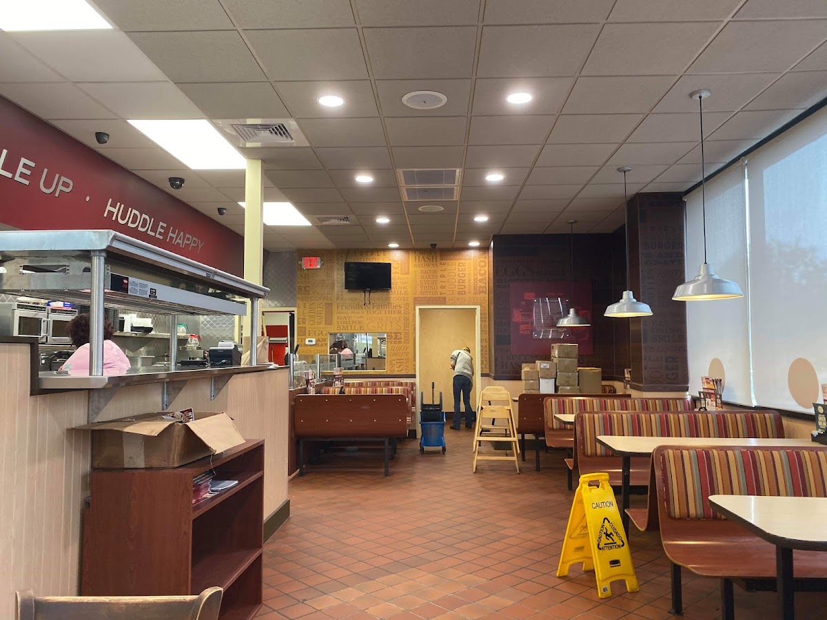 Huddle House Cairo